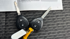 Toyota Yaris 1.0 VVT-i TR 5dr Petrol Hatchback